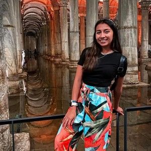 Meet your Posher, Ashley